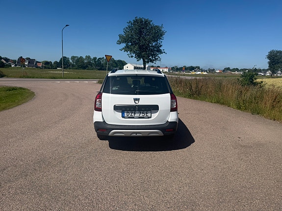 Dacia Logan 4 of 5