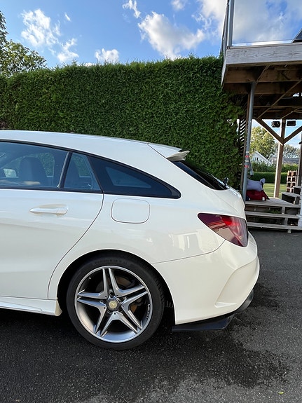 Mercedes-Benz CLA250 5 of 5