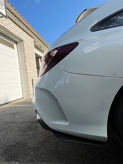 Mercedes-Benz CLA250 8 of 23