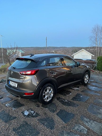 Mazda CX-3 3 of 5