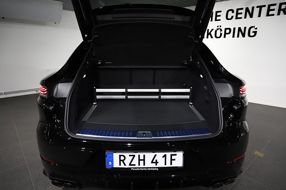 Porsche Cayenne 23 of 23