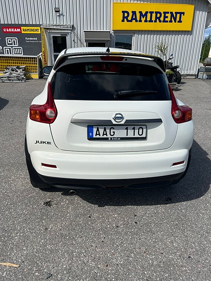 Nissan Juke 3 of 5