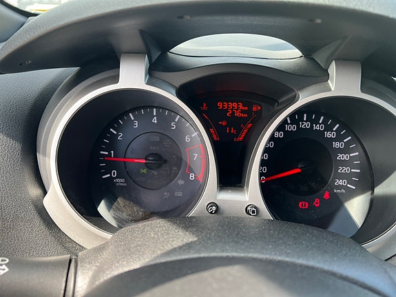 Nissan Juke 4 of 5