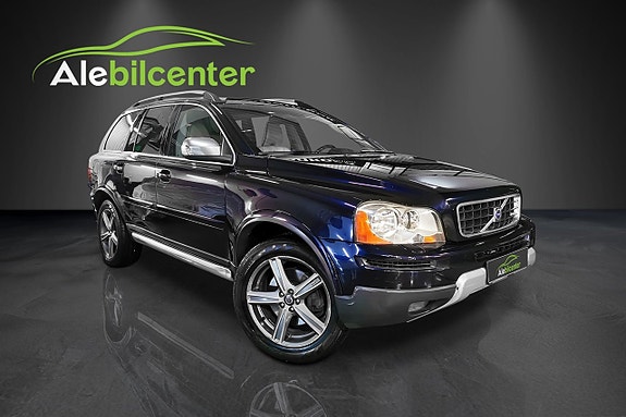 Volvo XC90 2 of 5
