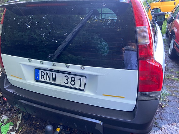 Volvo XC70 3 of 5