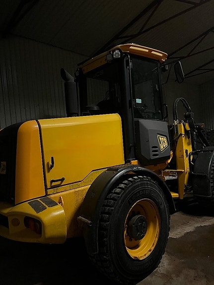 JCB 411 HT 3 of 5
