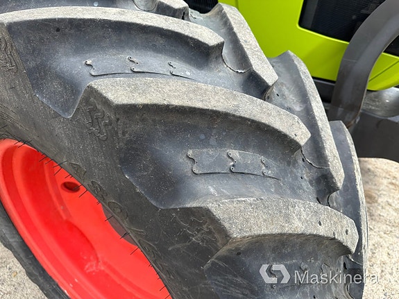 Traktor Claas Arion 410 + Lastare 15 of 27