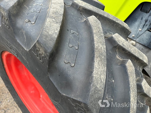 Traktor Claas Arion 410 + Lastare 14 of 27