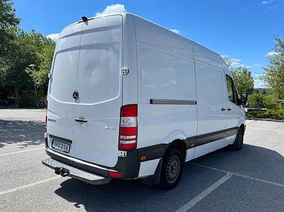 Mercedes-Benz Sprinter 211 3 of 9