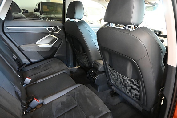 Audi Q3 13 of 26