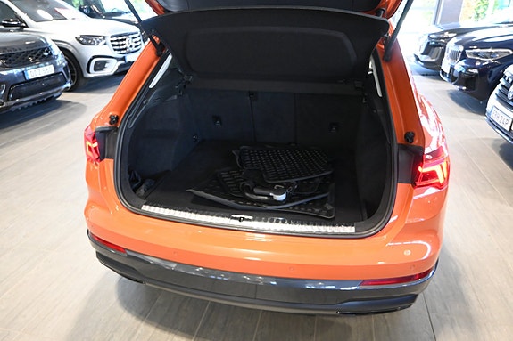 Audi Q3 14 of 26