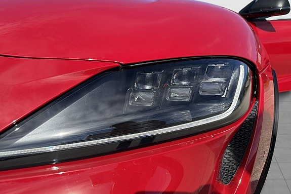 Toyota Supra 25 of 30
