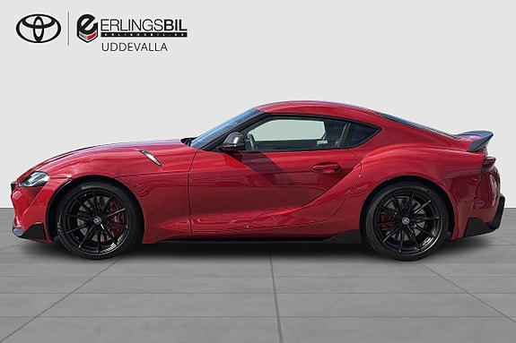 Toyota Supra 4 of 5