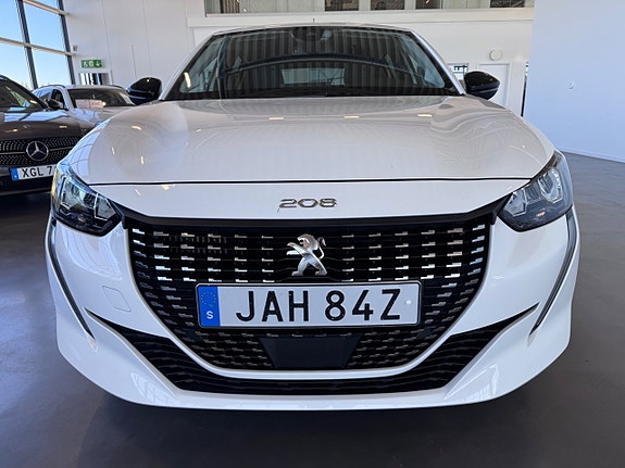 Peugeot 208 8 of 17