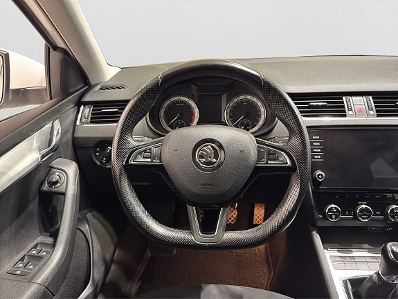 Skoda Octavia 13 of 18