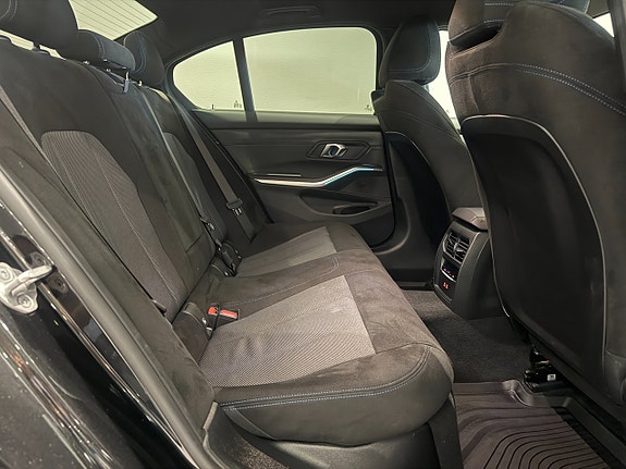 BMW 330e 7 of 19