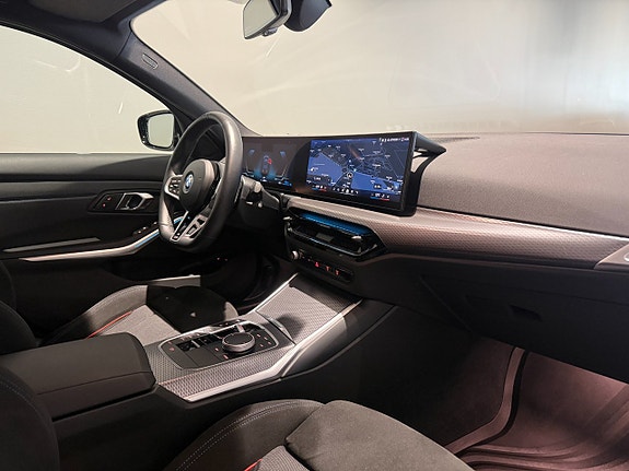 BMW 330e 9 of 19