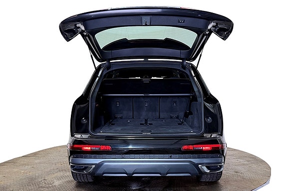Audi Q7 8 of 30