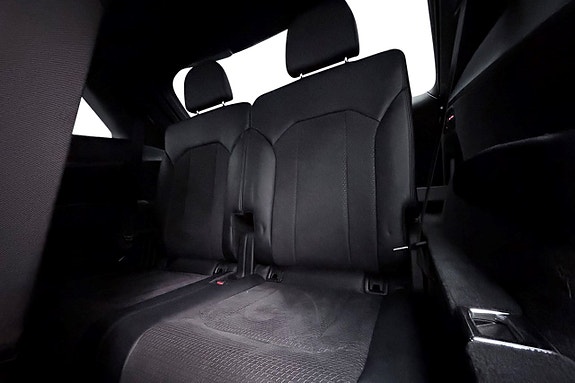 Audi Q7 17 of 30