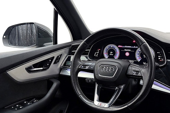Audi Q7 20 of 30