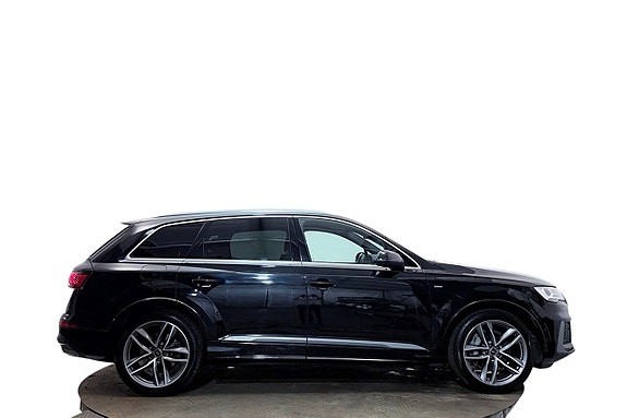 Audi Q7 5 of 30