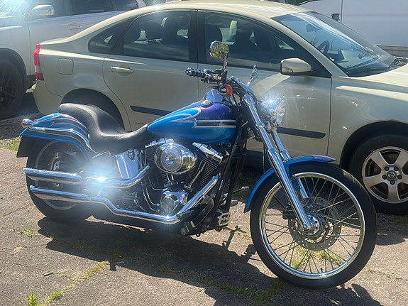 Harley-Davidson Deuce 5 of 6