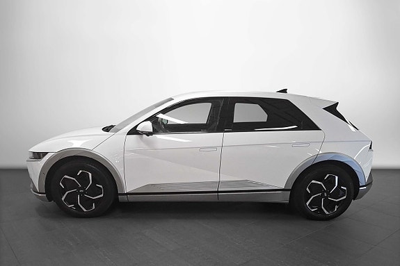 Hyundai Ioniq 5 2 of 5