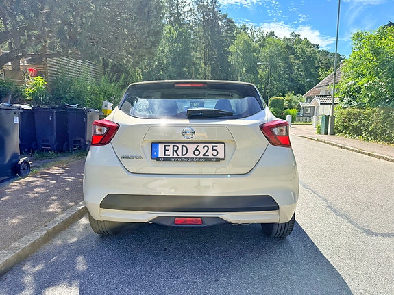 Nissan Micra 2 of 17
