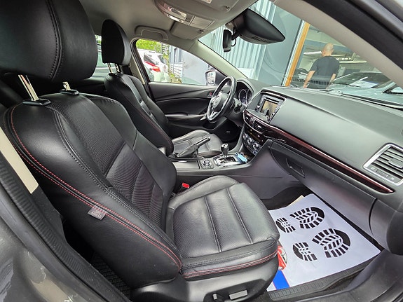 Mazda 6 8 of 16
