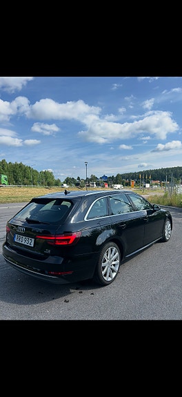 Audi A4 3 of 5