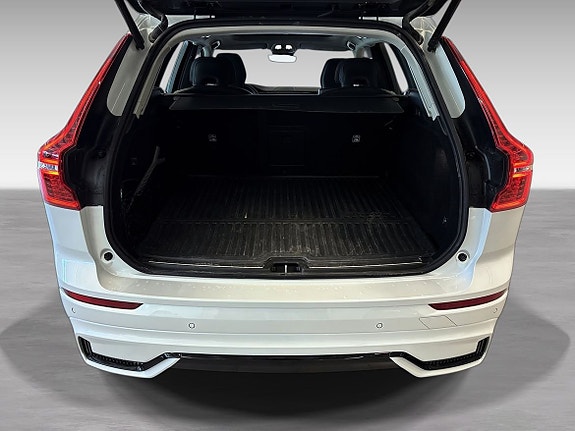 Volvo XC60 12 of 14