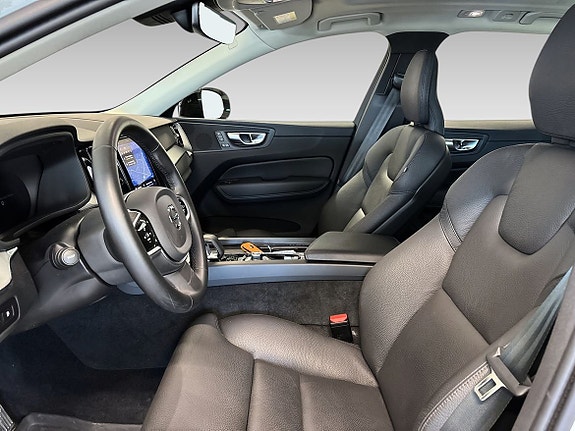 Volvo XC60 10 of 14