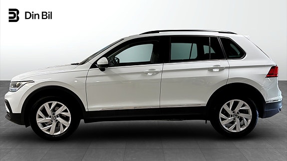Volkswagen Tiguan 2 of 12
