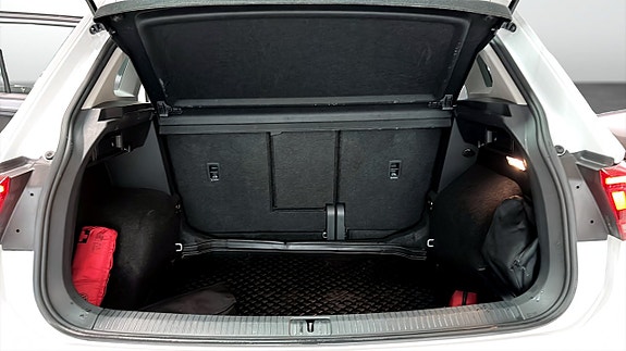Volkswagen Tiguan 12 of 12