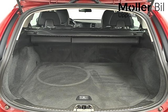 Volvo V60 12 of 12