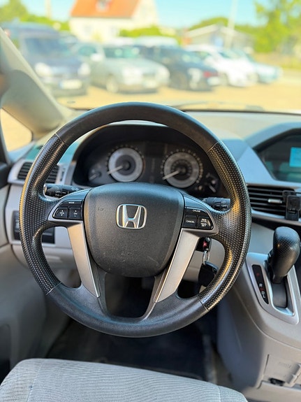 Honda Odyssey 9 of 9