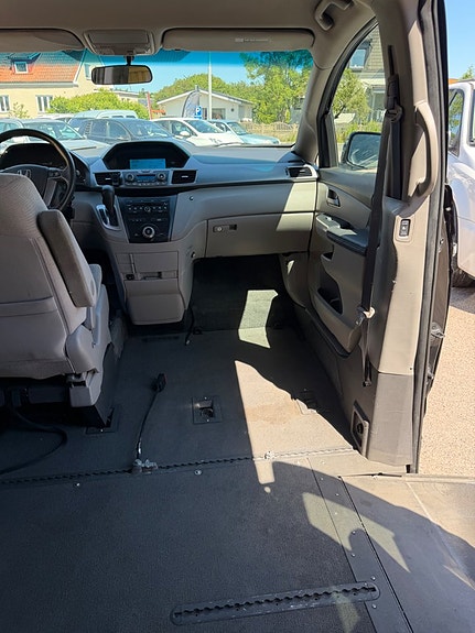 Honda Odyssey 6 of 9