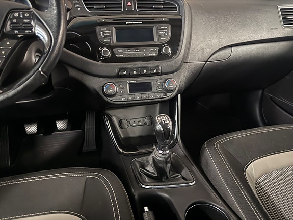 Kia Ceed 14 of 24