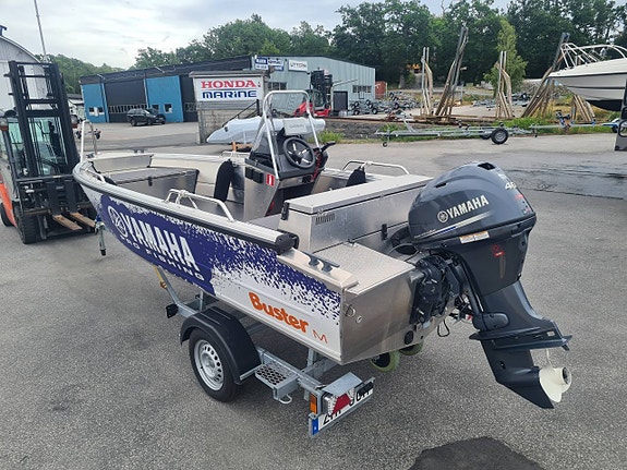 Buster M1 Yamaha F40 2021 3 of 10