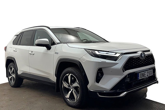 Toyota RAV4 4 of 30