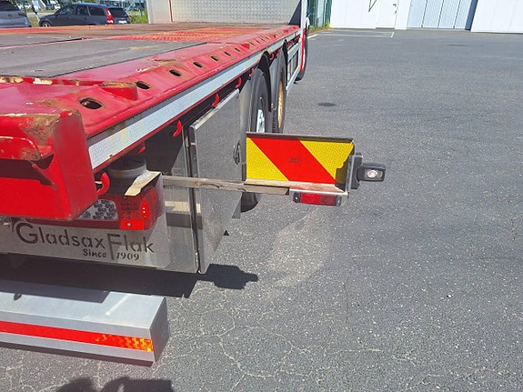 Volvo FH 6x2 Flak 8 of 12