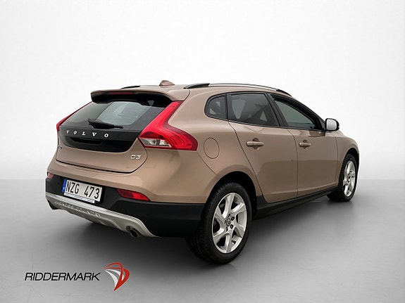 Volvo V40 Cross Country 9 of 28