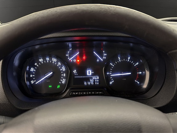 Peugeot Expert 16 of 26