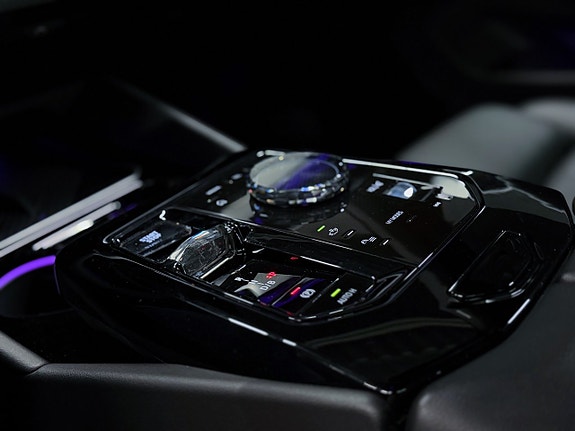 BMW i5 23 of 23