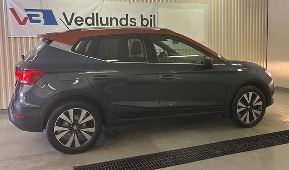 Seat Arona 4 of 21