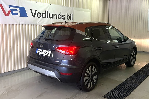 Seat Arona 3 of 21