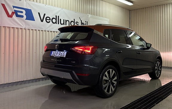 Seat Arona 3 of 5