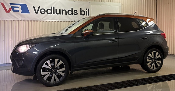 Seat Arona 2 of 5