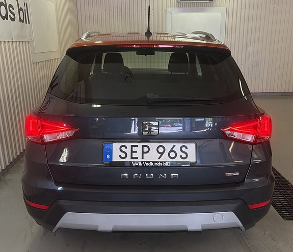 Seat Arona 7 of 21