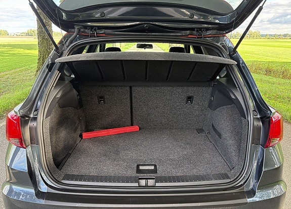Seat Arona 9 of 26